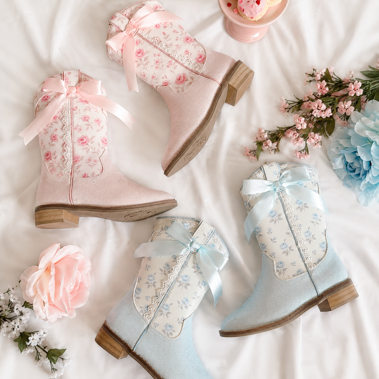 Shabby Floral Boots in Blue