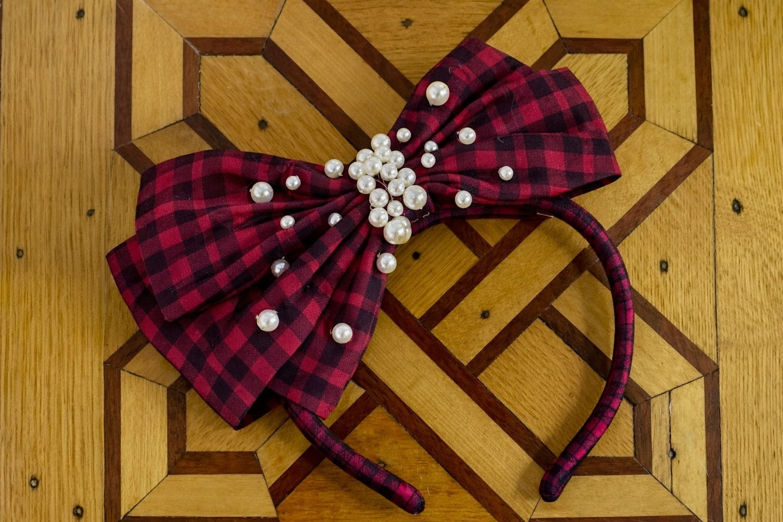 Diadema de tela de encaje
