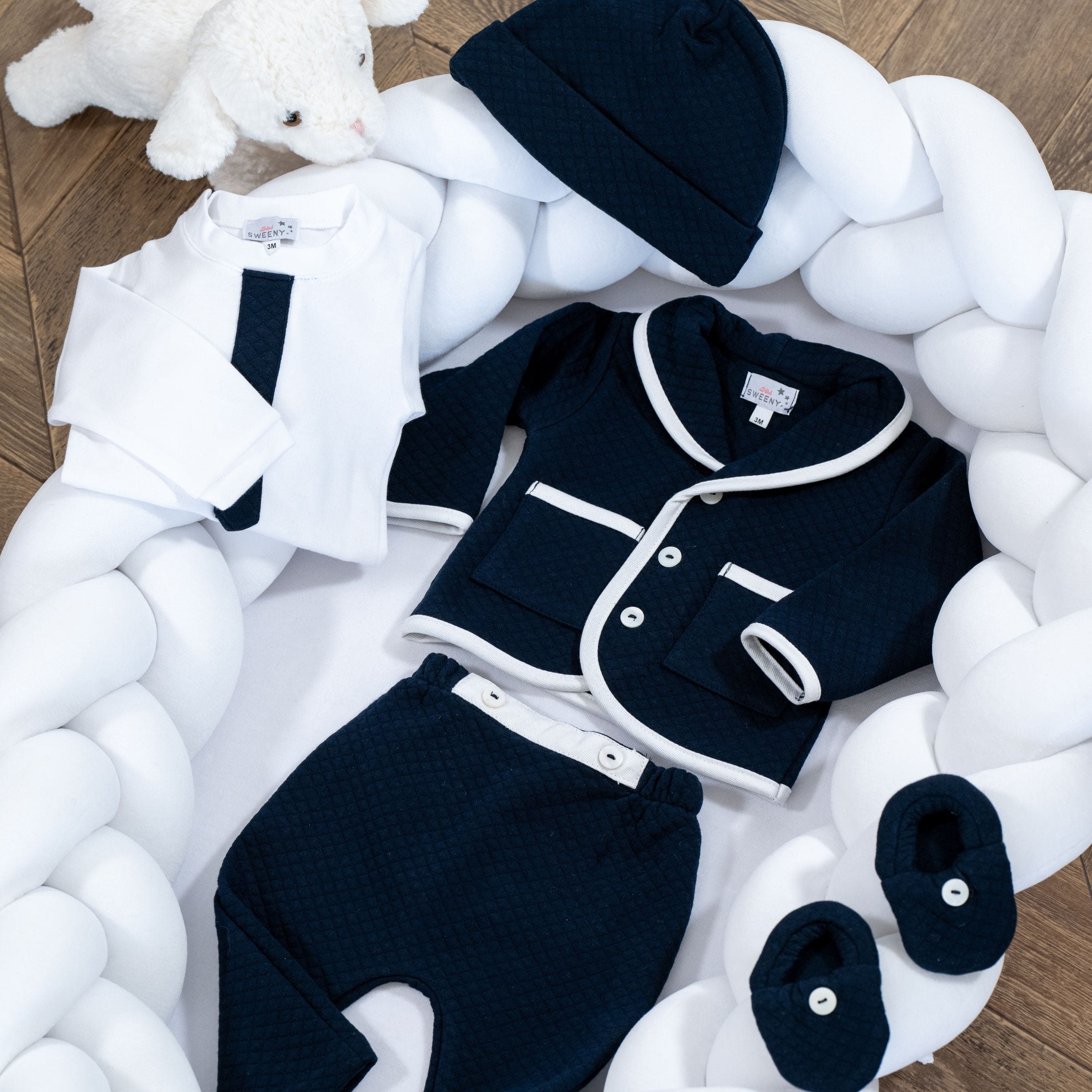 Leo Navy Quilted Set
