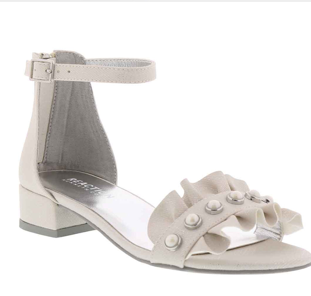 Kenneth Cole  Julie Ruffle