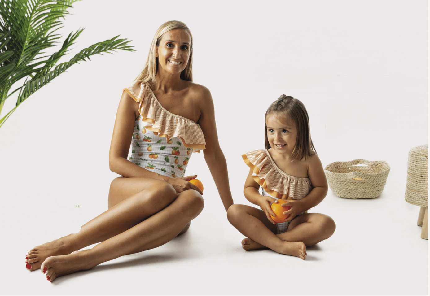 Meia Pata Oranges Bathing Suit