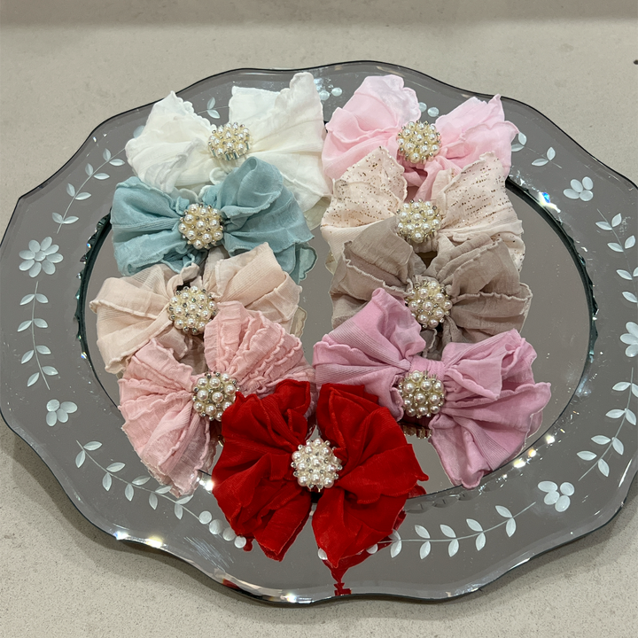 Shabby Piggy Clips