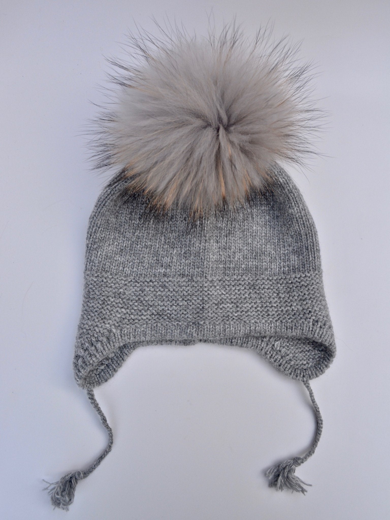 Single Pom Angora Hat